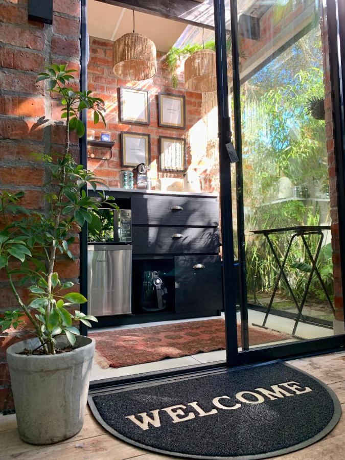 Апартаменты The Secret Garden Hideaway Моссел-Бей Экстерьер фото